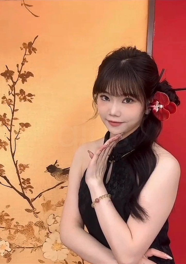 观我往旧，

同我养春。