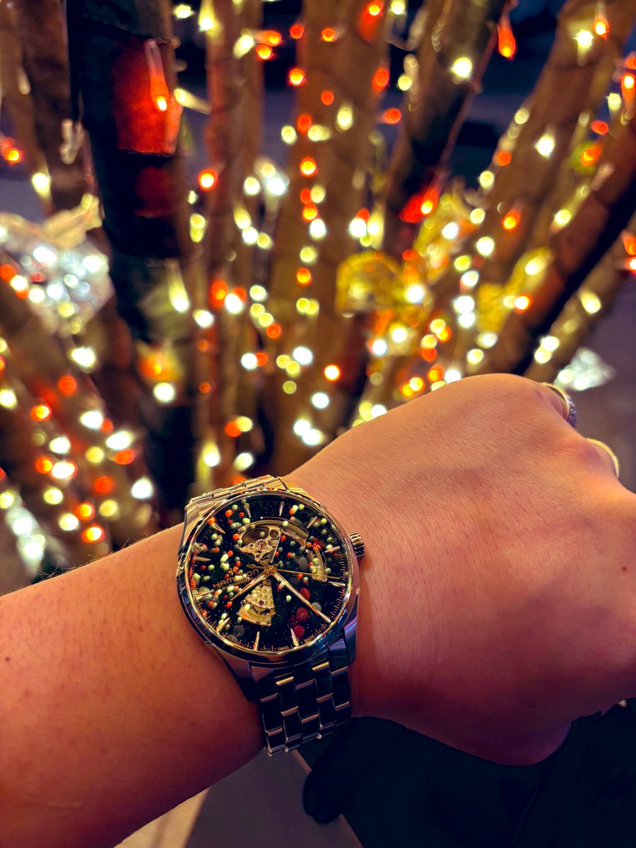 PIROLEX_'s tweet photo. 衝動買い、、、
何となく立ち寄った時計コーナー
ジャズマスターに新しい文字盤が出たのは知っていたが、、実機を見たらメチャクチャ良い！✨
アベンチュリン、ノンデイト、オープンハート、、、🤤
仕事用でも使うとしよう🎵 https://t.co/qqLn183eTk