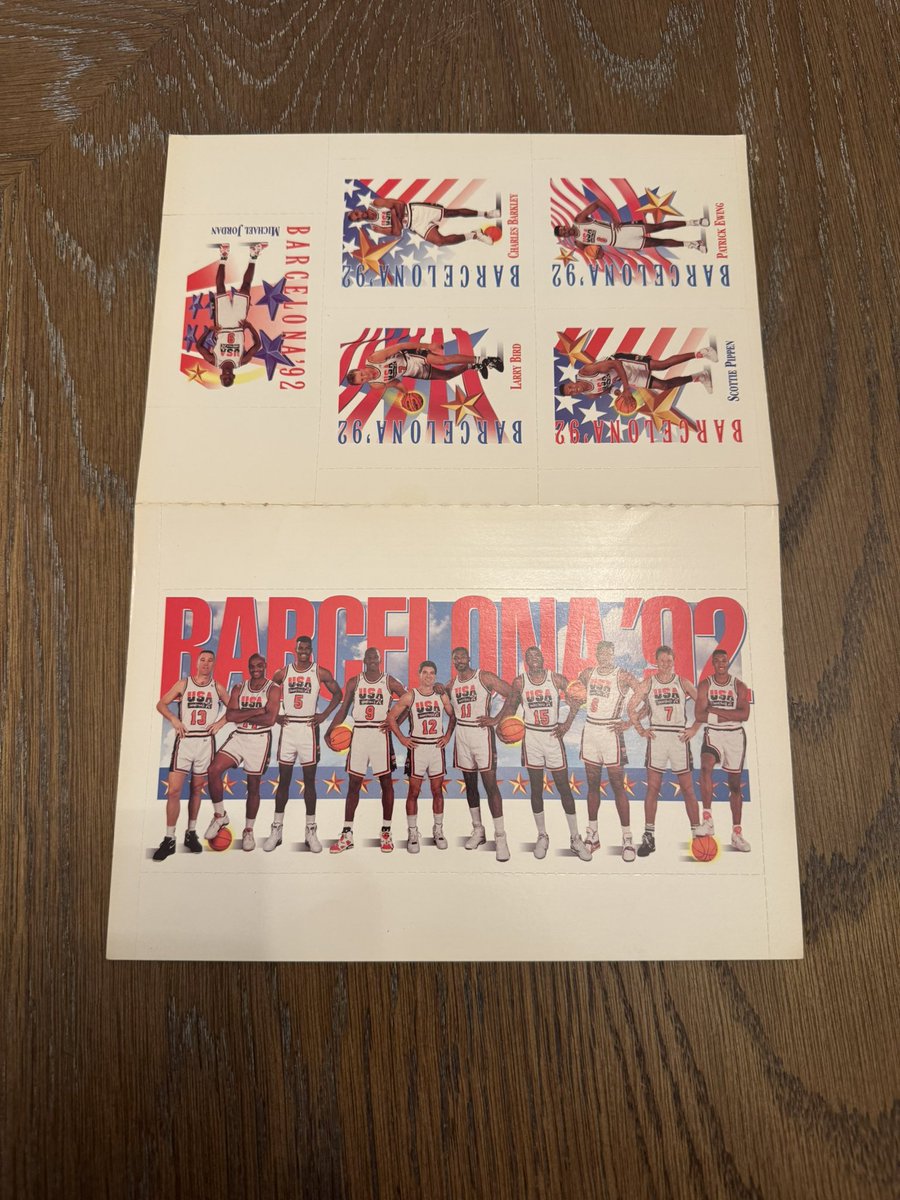 I_amBoomerJ's tweet photo. @JunkWaxHeroes Suggestions on this one?  Have had in a book since 92.  Have seen some torn and in PSA slabs. https://t.co/RWu9VTJfcM