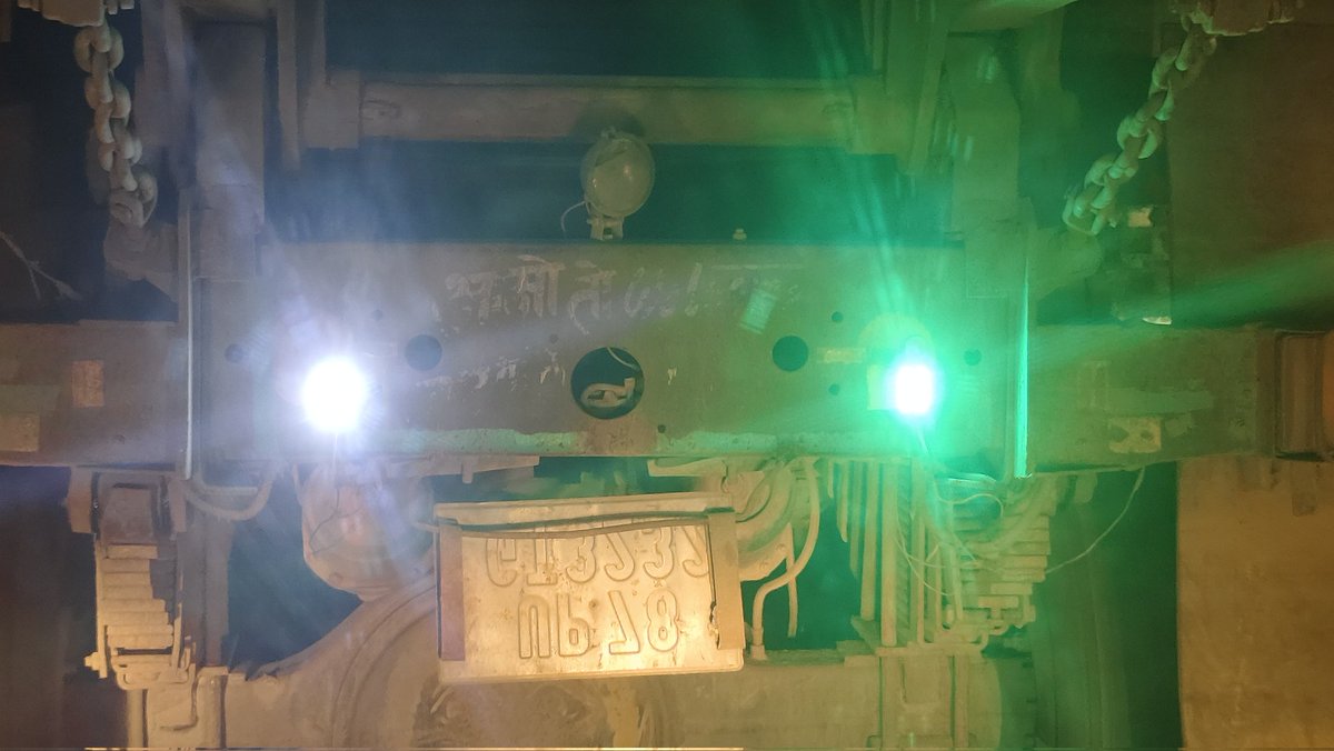 ashishiimd's tweet photo. @rtokanpur @DMKanpur Sir They are the killer on road who run without fear there should to be a strict action against these vehicle who are hiding the number on road it's the case of Naubasta chauraha Kanpur. https://t.co/eBEjmefB4n