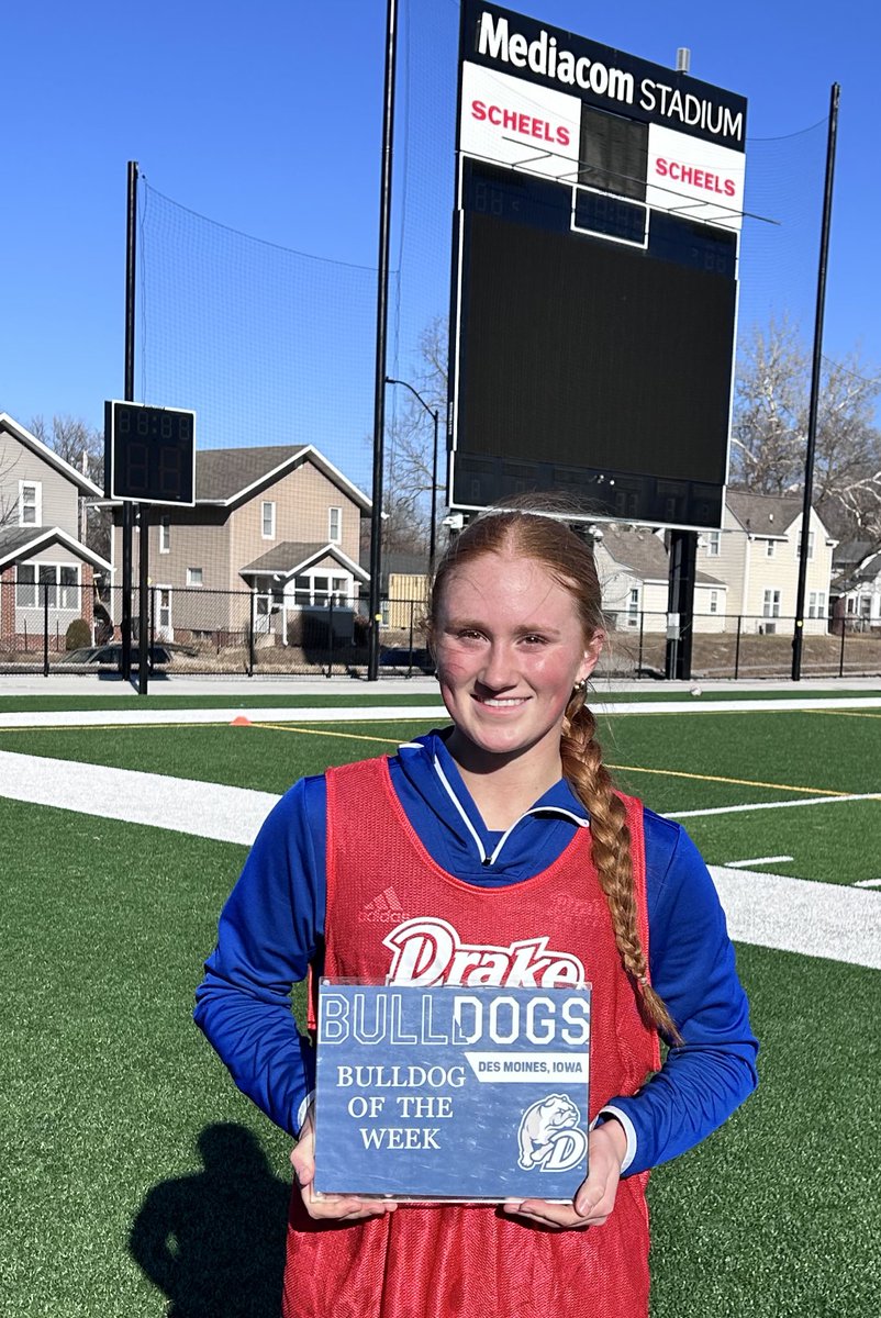 Congratulations to Zoey Mahoney for earning our Bulldog of the Week!