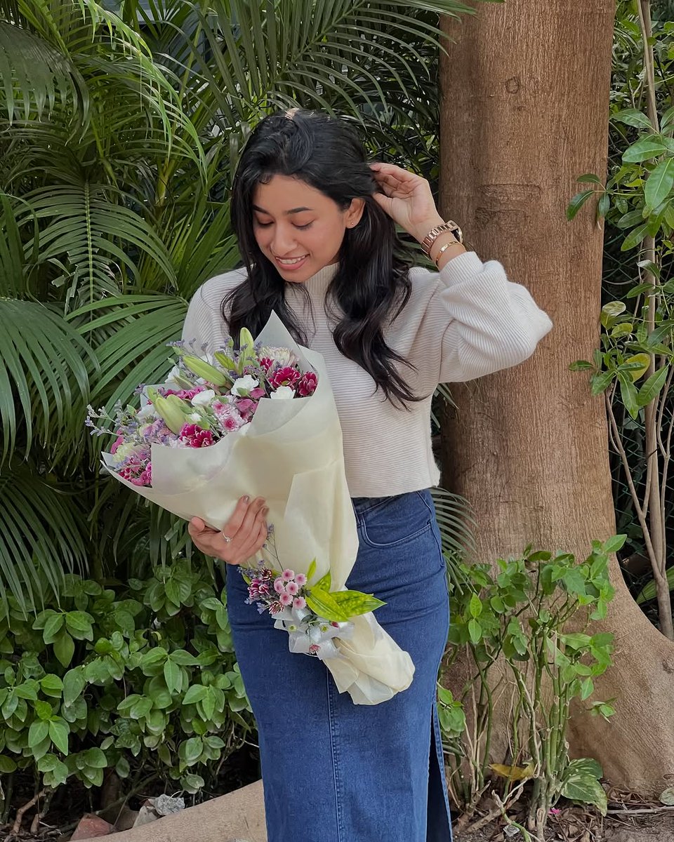 Weekendvibes_'s tweet image. Swetha Venugopal 🤍💐

#Swetha #SwethaVenugopal