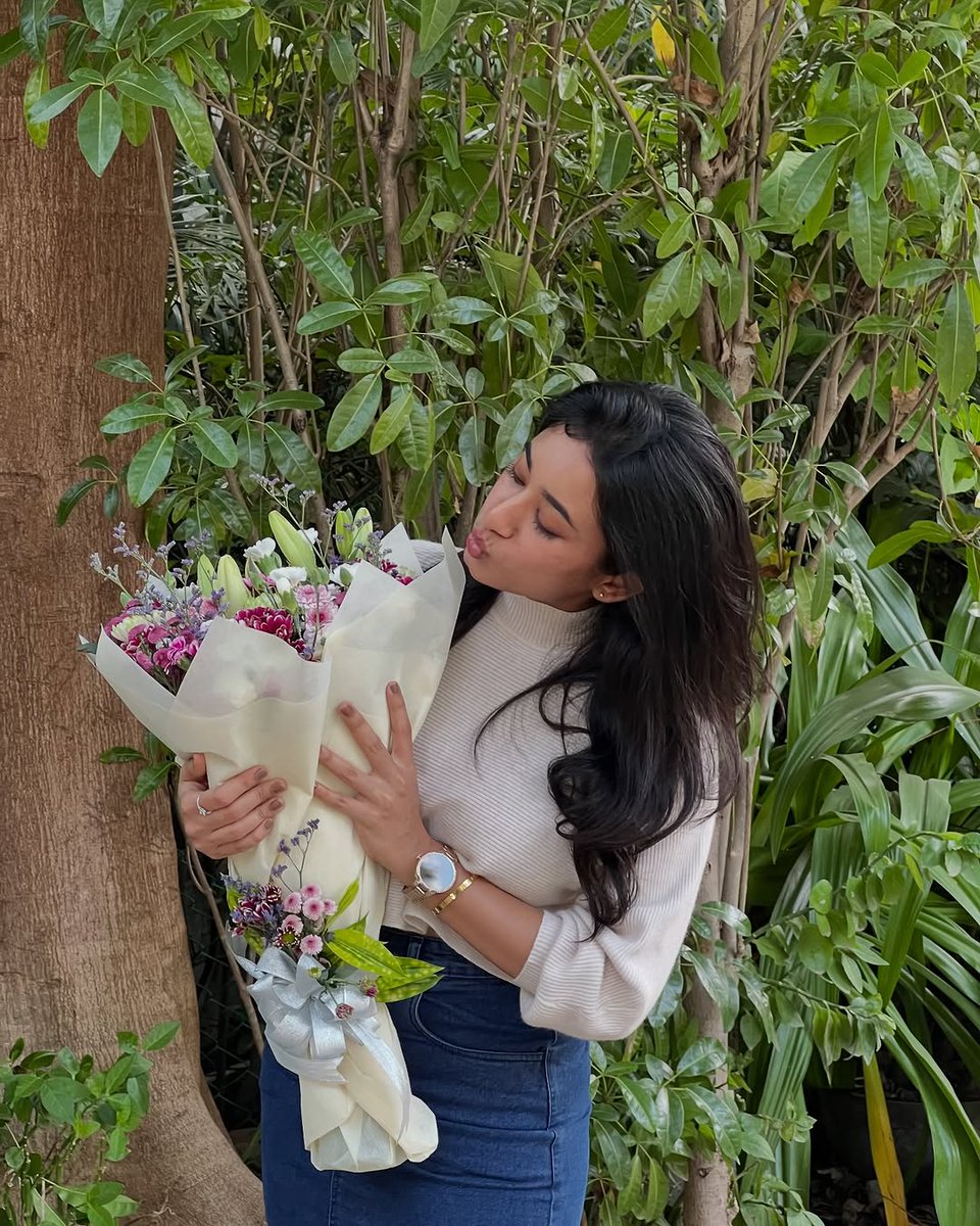 Weekendvibes_'s tweet image. Swetha Venugopal 🤍💐

#Swetha #SwethaVenugopal