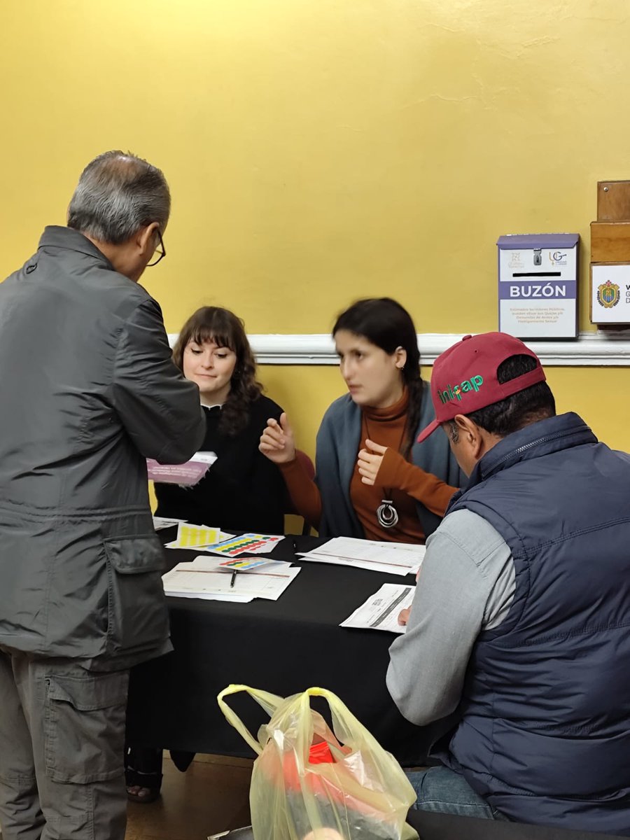 Así da inicio el registro de las y los asistentes que nos acompañarán este día a conocer cómo aportar valor agregado a la producción del café bajo sombra. Se trata de una iniciativa que además busca hacer frente a la pérdida de la biodiversidad.