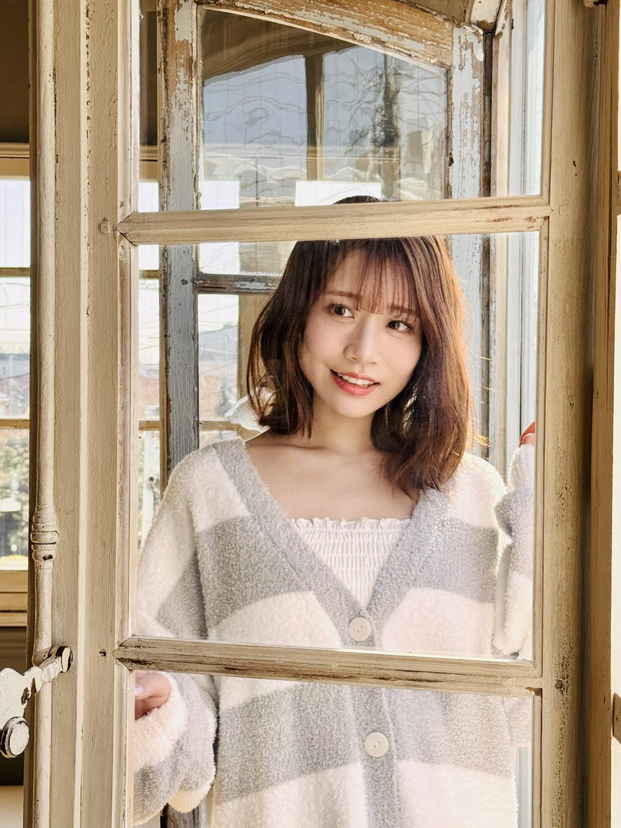 SunJ3KnPHqwAFPp's tweet image. 河北彩伽「作撮り見学&打ち上げ会」。
さいちゃんに真剣に向き合う3時間。
あまりの美しさに夢と現実を行き来しながら、素敵なお写真を撮る事が出来ました。
さいちゃん、福島さん、スタッフ様、絡んでいただきましたファンの皆様、本当にありがとうございました✨✨…