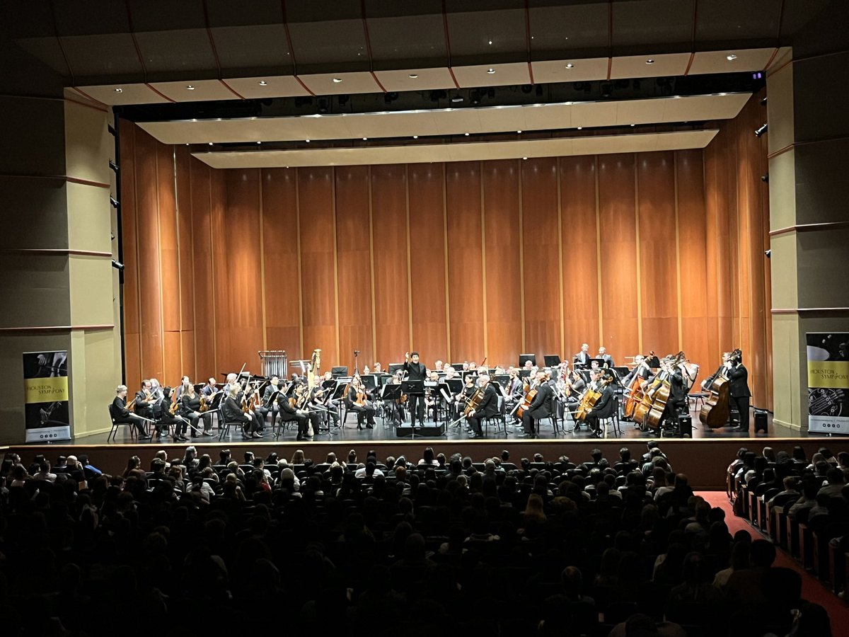 CPJH_Orchestra's tweet photo. CPJH Orchestra had a great time at the Houston Symphony yesterday! (The music was so fantastic, we forgot to take pictures!) @FineArtsTomball @TISDCPJHS https://t.co/6He4kZZTVu