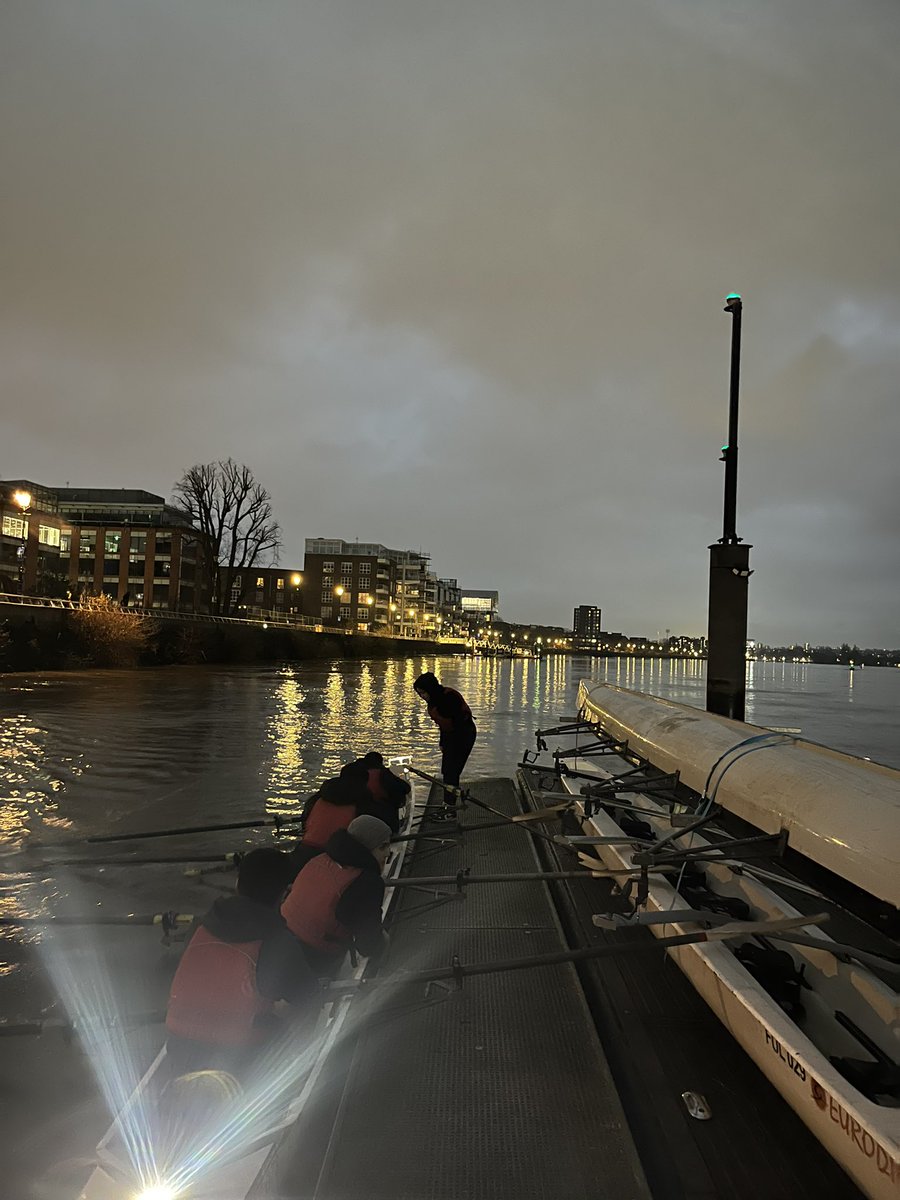 Miss Beadles tweet media