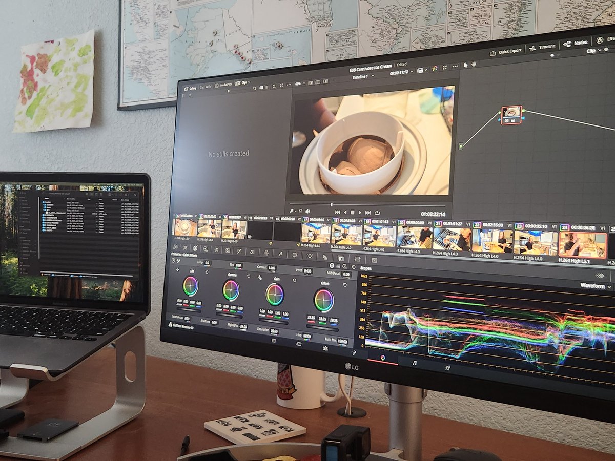 MrsMordt's tweet image. When you're finishing up video edits and you trigger yourself into craving ice cream, you might be me. 🤣

#gowithcaution
#triggerwarning
#carnivorediet
#icecream