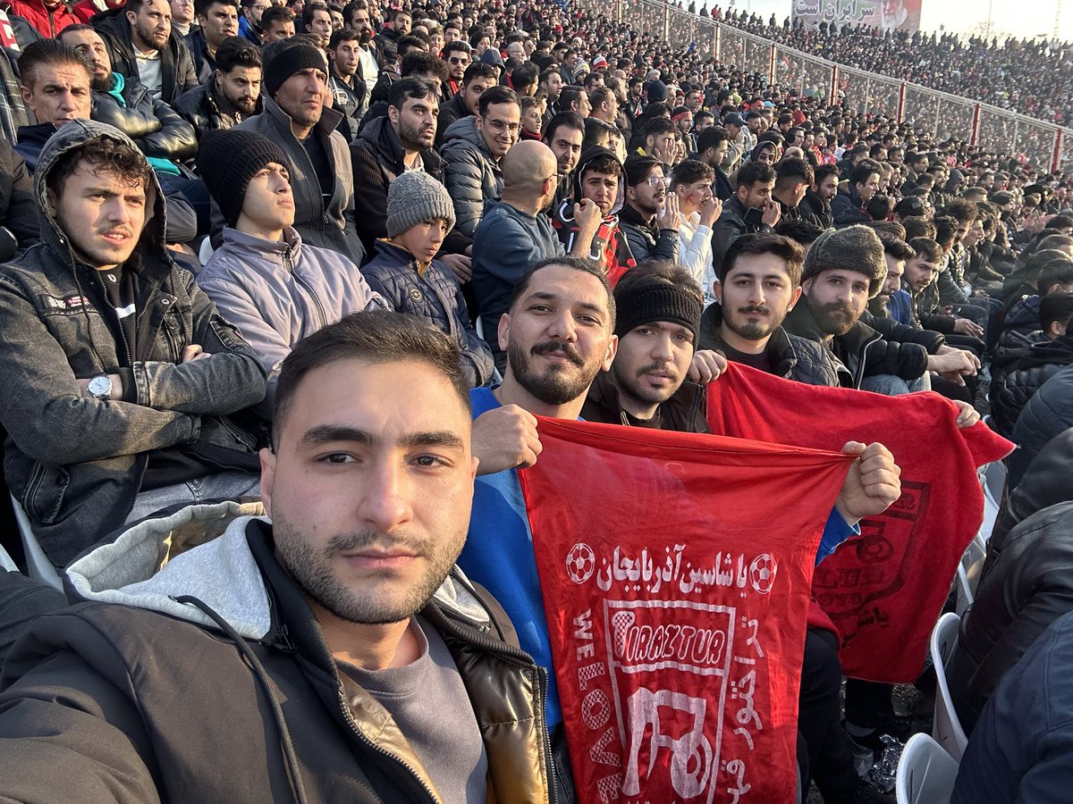 گدوخ استادیوما کفیمیز سازالدی 
قانیمین یامانی آزالمیشده
۴_۰