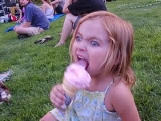 sunny_joni's tweet photo. Yeah, sure, I could eat. (Giggles)
#hangerisreal #snackident https://t.co/h4ItjhQVxR
