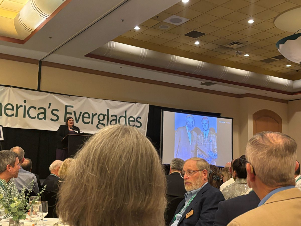 AudubonFL's tweet photo. The dinner event featured a keynote by @RepDWStweets and @MarioDB, as well as the induction of our legendary Director of Advocacy Charles Lee into the Everglades Coalition Hall of Fame. Congratulations Charles! #EvCo https://t.co/y0BrhItWLH