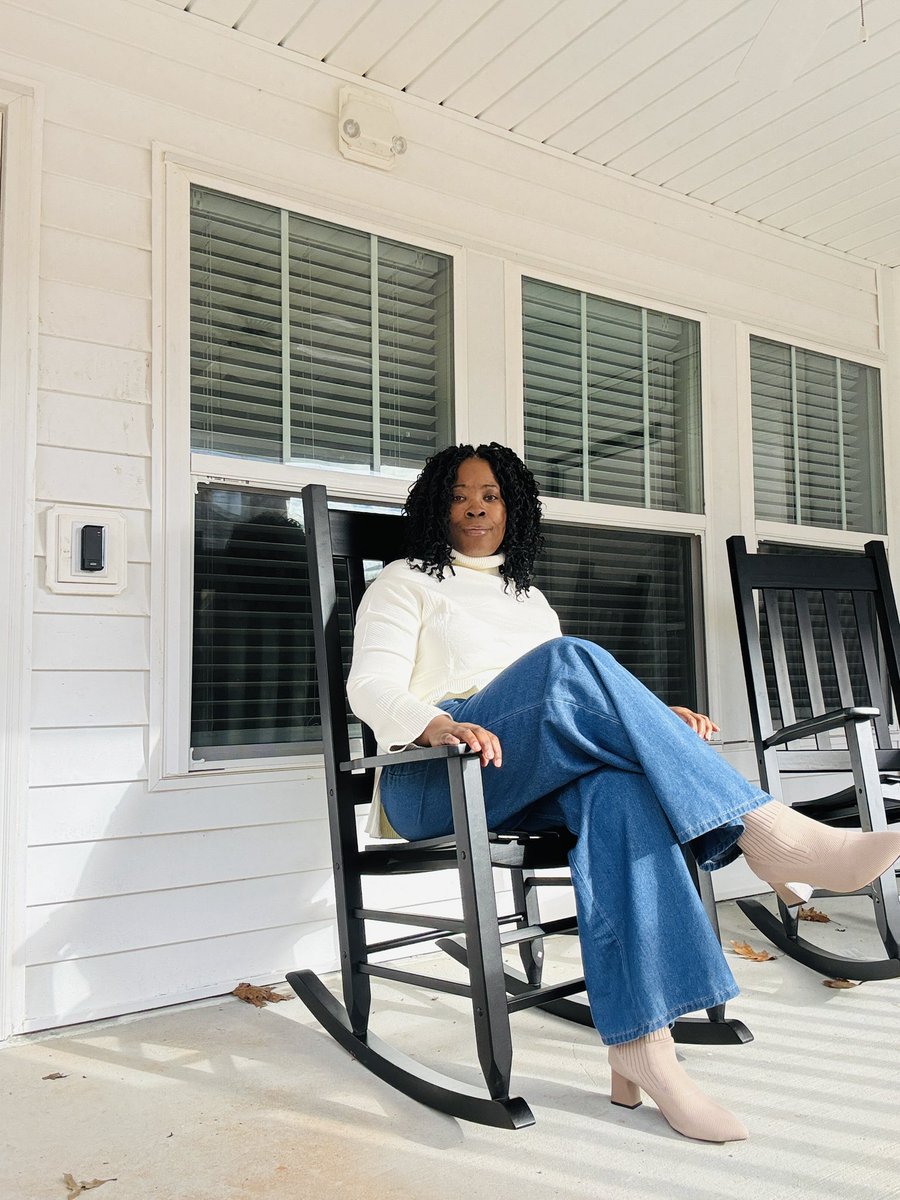 lasheikcalhoun's tweet photo. Iβm excited to bring in Chapter 46 today. This birthday symbolizes new beginnings for me as I embark upon a new chapter in my life. Iβm excited about exploring my new environment. π#happybirthdaytome #chapter46 #aquariusseason #newbeginnings https://t.co/03yITheTy2