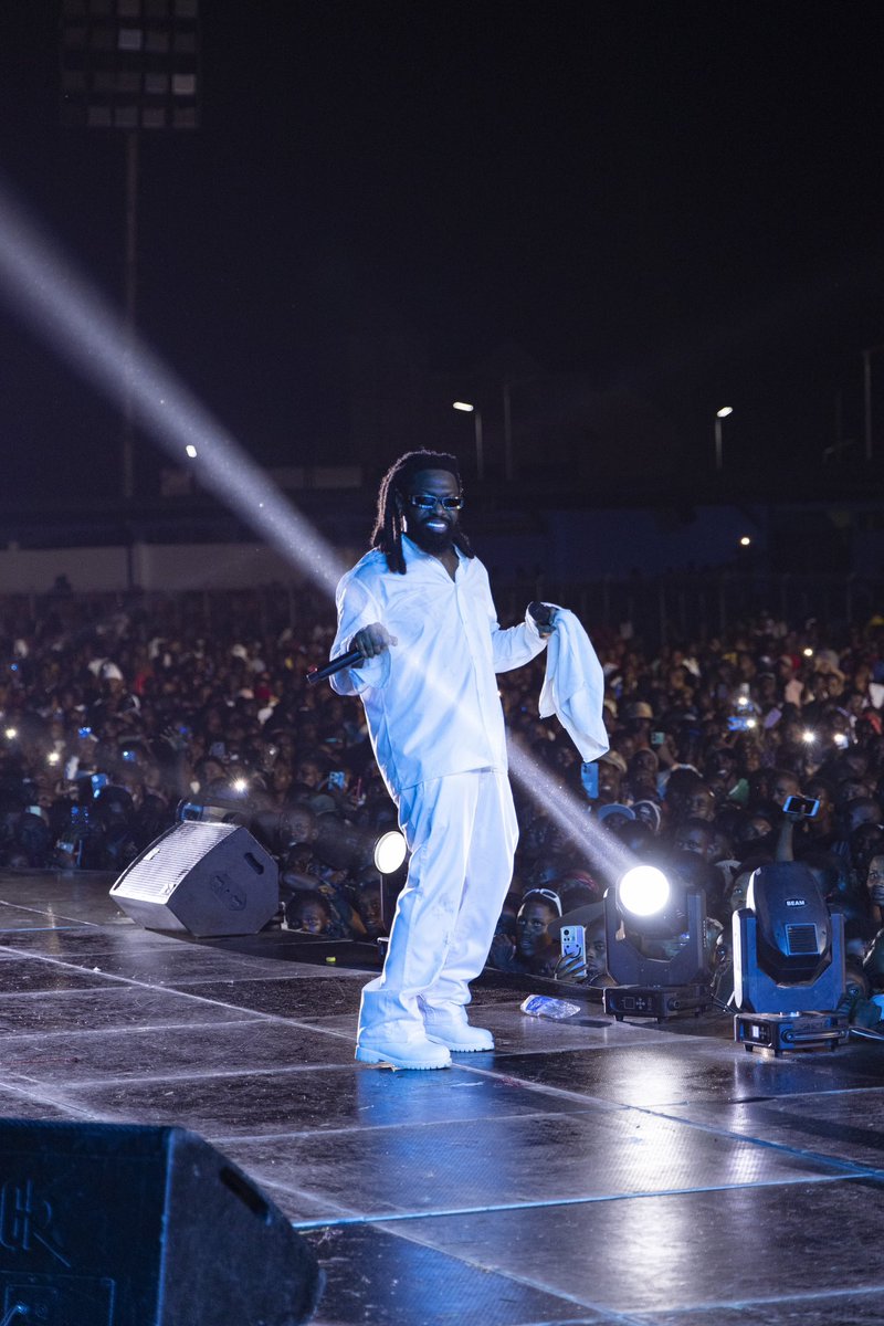 timayatimaya's tweet photo. I pray you never go back to the dark places you fought so hard to get out off 🙏🏾🙏🏾🙏🏾 https://t.co/mLeiyIDD2l