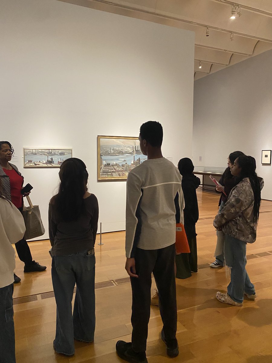 JennaGLit's tweet photo. Had a great time with @MeadowcreekHigh students on our field trip to the @HighMuseumofArt to see O’Keeffe’s NYC works. We’re building those visual analysis skills 😀 https://t.co/zdO7qupMWz
