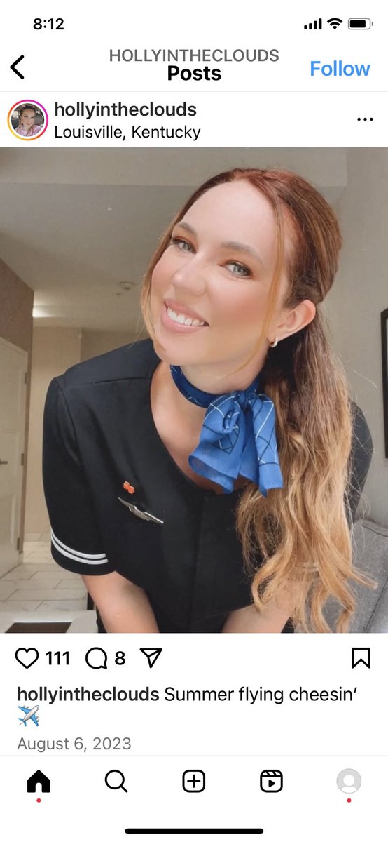 atxparent's tweet photo. @united your employee Holly Teska says attendants dislike when paying passengers to have their window shade open. Maybe they shouldn’t record &amp; post customers https://t.co/eb70x4LbeY