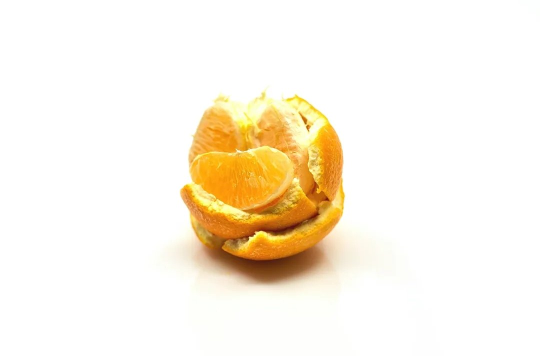 ImprovedLife4u's tweet image. If oranges have been out of reach from you this season,

Winter is here to remind you to enjoy them anyway

And guess what?

The peel can work wonders for your health too…

Curious to learn how?

Read more – 
lifestyle-health-fitness.com/orange-peel-fo…

#healthyway #lifestyleblogs @bloggernation