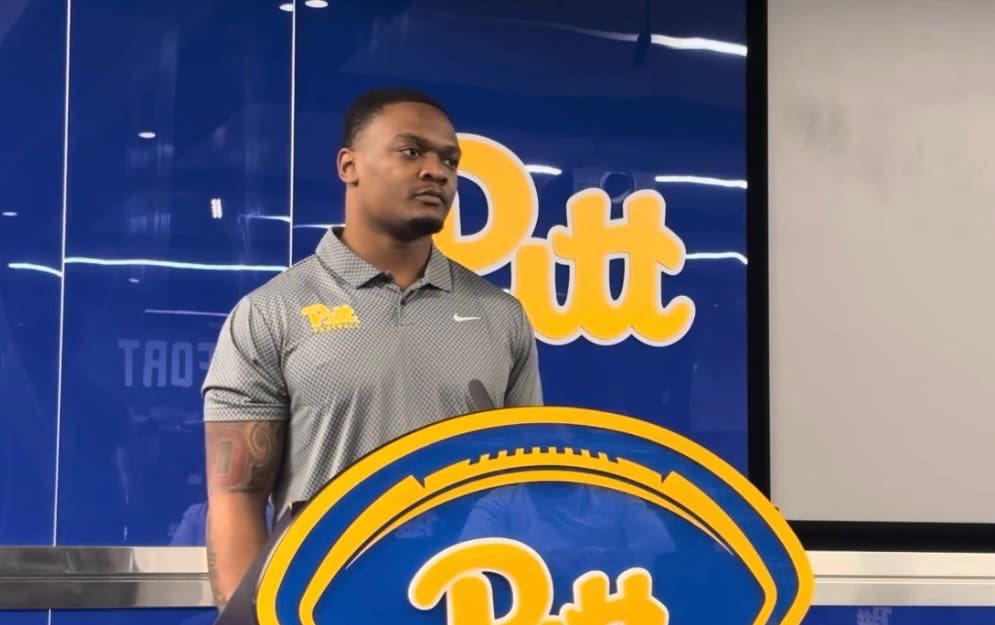 Pitt DE <a href="/Blaine_Lamar/">Blaine Spires🦈</a> Built Himself in His Hometown.  pittsburghsportsnow.com/2025/02/01/pit… <a href="/ThePortalReport/">The Portal Report</a>