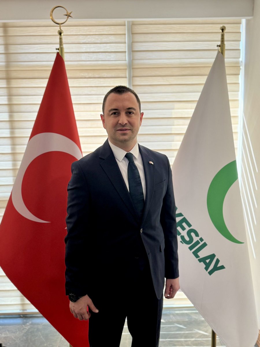 okibrisligil's tweet photo. Türkiye Yeşilay Cemiyeti Osmaniye Şube Başkanlığı görevini tarafıma tevdi eden Genel Başkanımız Doç. Dr. @mehmetDinc1920'e teşekkür ediyor, bugün gerçekleşen Genel Kurulda şahsıma ve listemize kıymetli destekleriyle güç veren delegelerimize şükranlarımı sunuyorum🇹🇷

@1920yesilay https://t.co/eIrIw4hsfQ