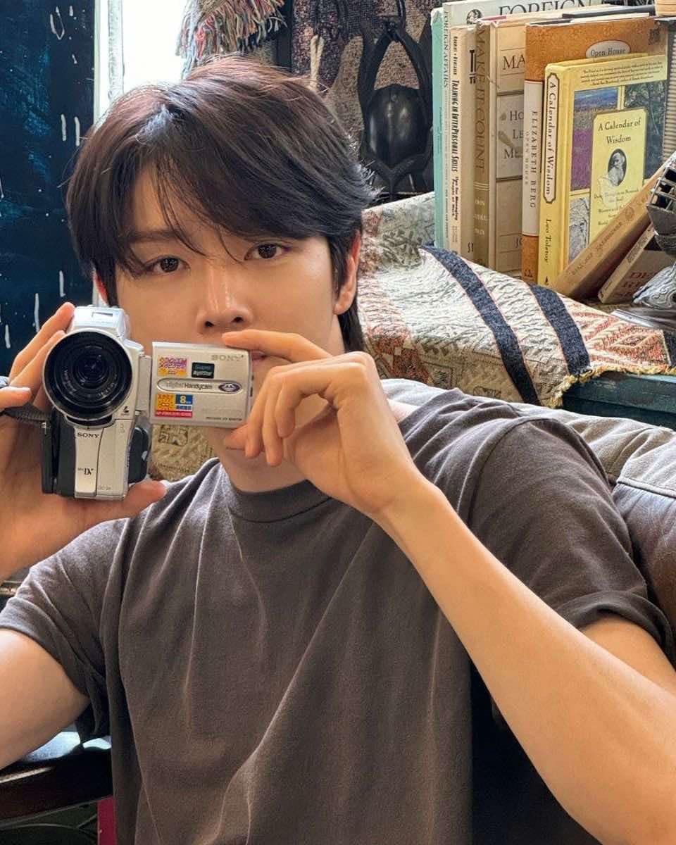 kerdtaekubku's tweet photo. เยี่ยมชมดาว 𝘉-𝟨𝟣𝟤

• ───𝘓𝘦 𝘗𝘦𝘵𝘪𝘵 𝘗𝘳𝘪𝘯𝘤𝘦 https://t.co/mFhItZfORB