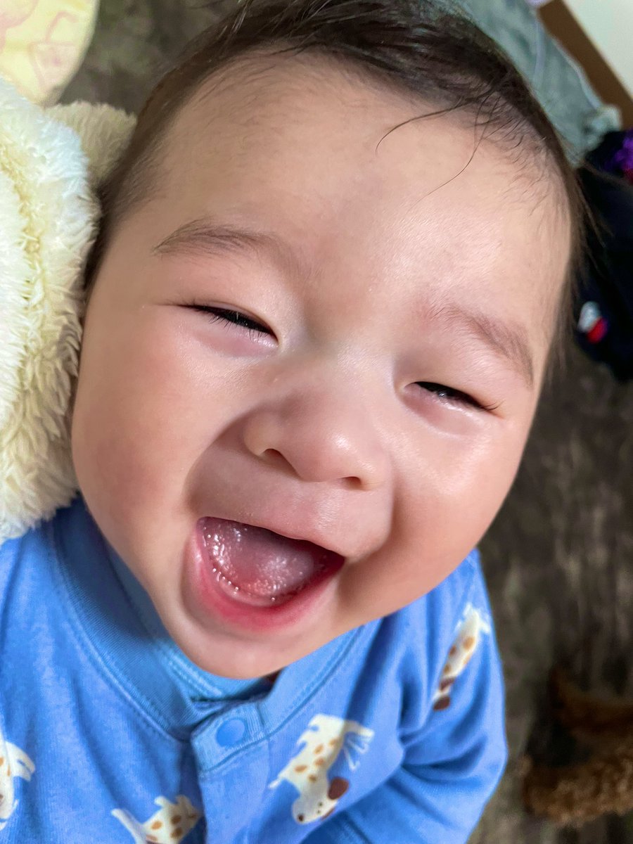 0738rs's tweet photo. 目合う度にニコニコしててかわいい https://t.co/yY2k5HTDKt