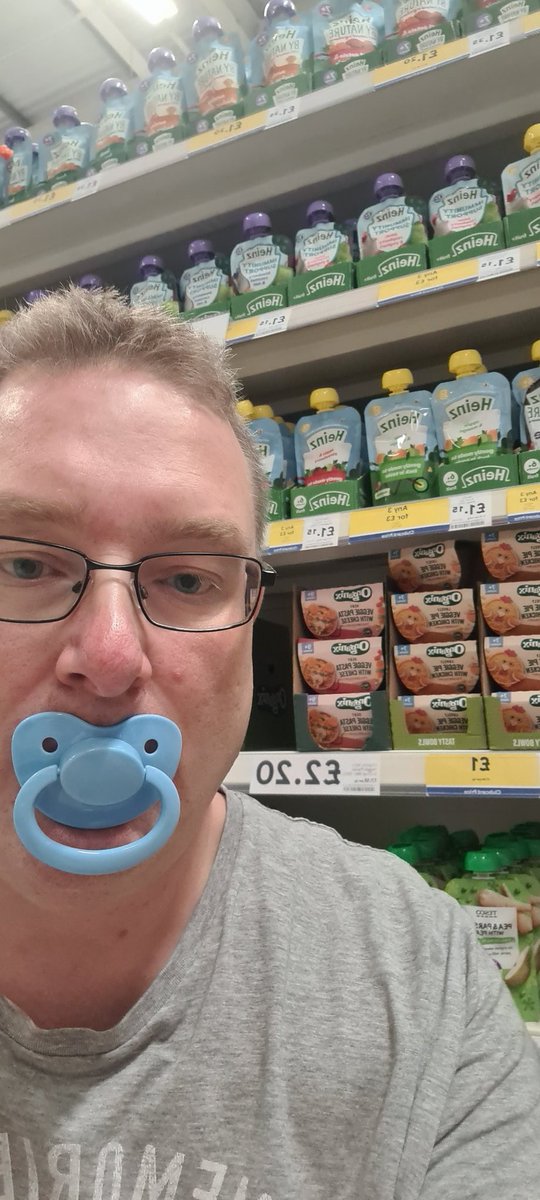 BabyAndyUK's tweet photo. Am I a good boy looking at all the baby food in Tesco?

#abdl #abdluk #abdlmanchester #abdlregression #abdlb #abdlbabyboy #baby https://t.co/MD96HHzzHb