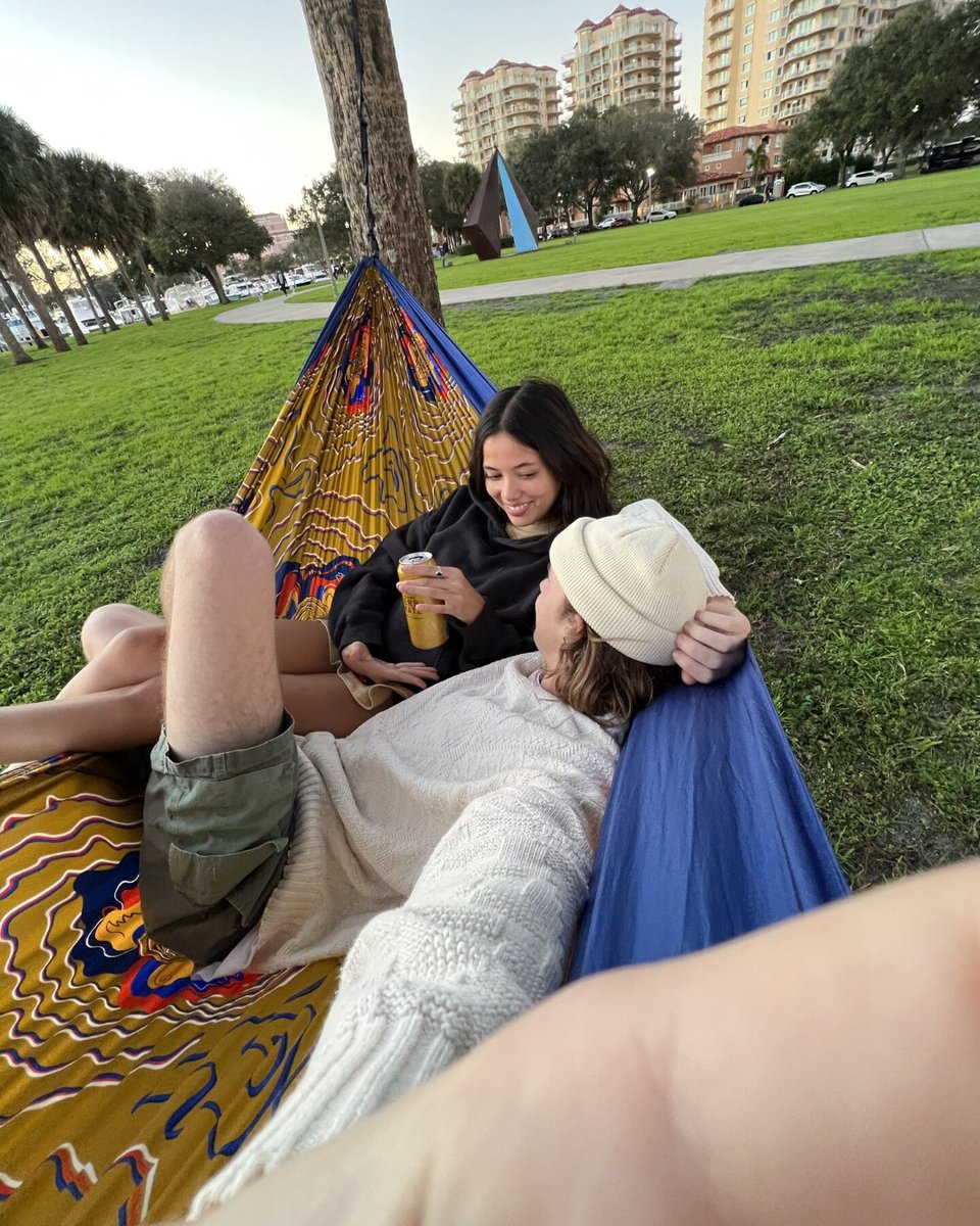 ENOHammocks's tweet photo. How to romanticize your weekend: 

- Grab a fun drink
- Send your bestie a long audio message
- Meet up at a local park
- People watch + chat until sunset 

How do you savor your free time? 

📷: Olivia Tiannoi, past photo contest participant https://t.co/PntlWCHeFg