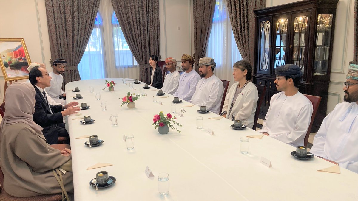 On January 22, Ambassador Jota Yamamoto received a call from the Oman Ship for World Youth (SWY) Committee and participants of the 2024 program at his residence and hosted a farewell party. The Ambassador encouraged the delegation to benefit from the visit and enhance friendship.
