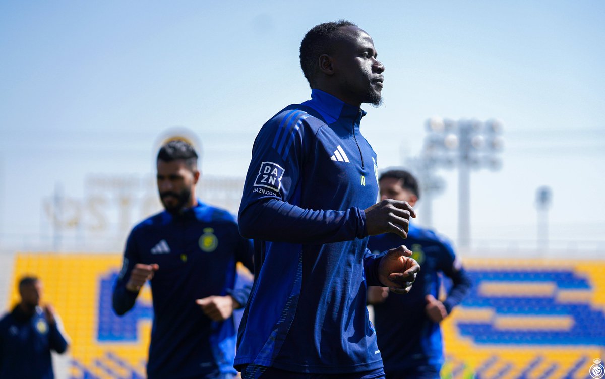 AlNassrFC_EN's tweet photo. Powering up for the ACL clash 🌟🟡 https://t.co/e2hk530z49