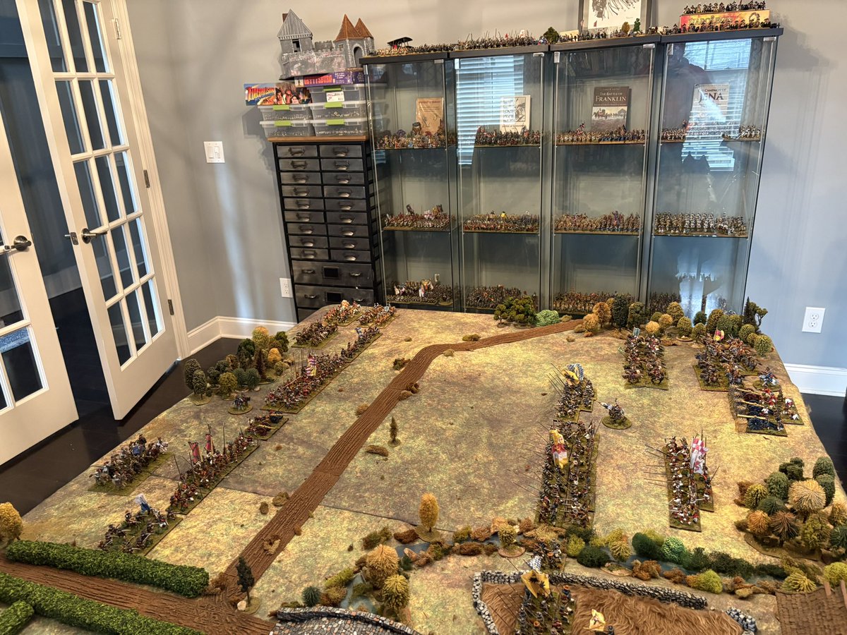 CigarBoxBattle's tweet photo. Thirty Years War 28mm at CBB HQ! #cigarboxbattlemats #battlemats https://t.co/XbX8K4F5XW