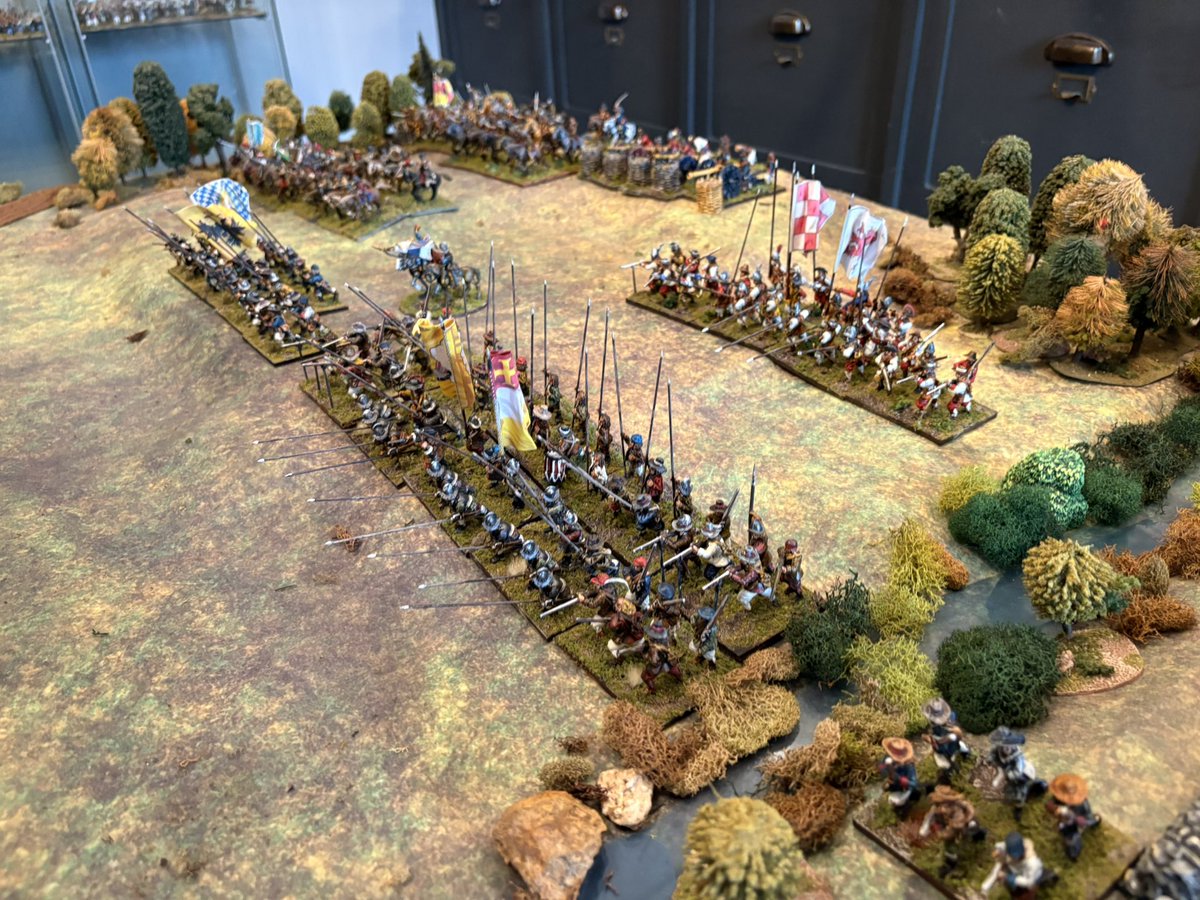 CigarBoxBattle's tweet photo. Thirty Years War 28mm at CBB HQ! #cigarboxbattlemats #battlemats https://t.co/XbX8K4F5XW