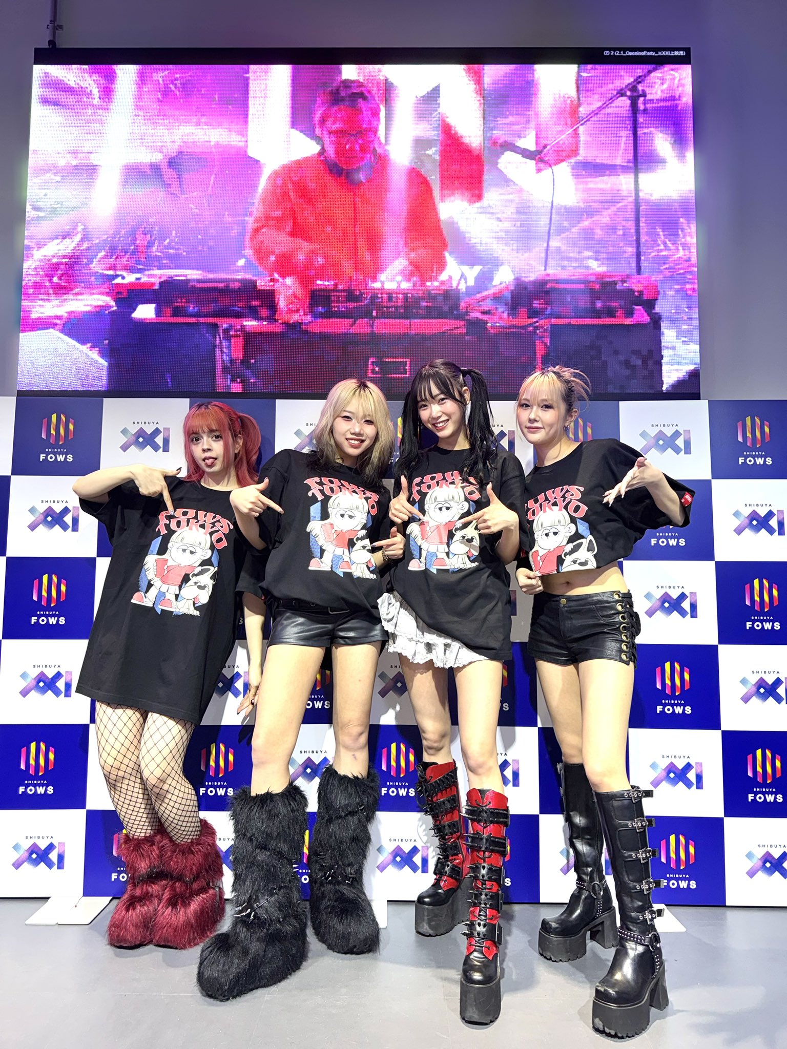 GitnjpebEAAZU48?format=jpg&name=large