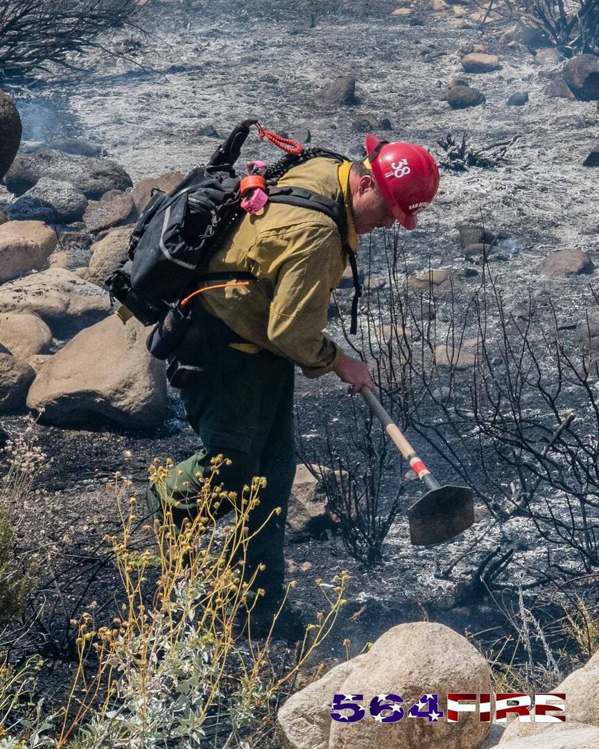 564FIREPhoto's tweet image. @san_bernardino_national_forest BDF Captain 38 working the #BoulderFire early last season. instagr.am/p/DFiSghpvCec/