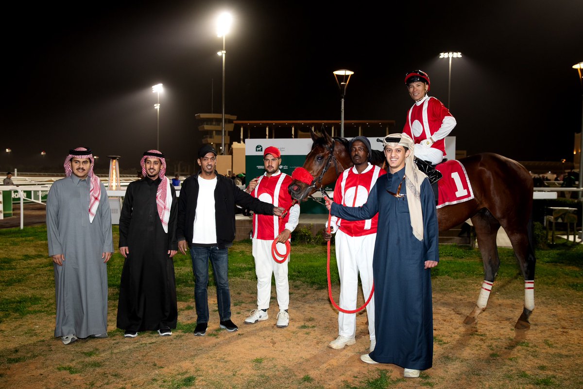 JockeyClub_SA's tweet photo. نتيجة الشوط الـ 8 الحفل (87) 

◻️الفائز : ودعتك الله
◻️المالك : اسطبل الخليبص 
◻️المدرب : غيث الغيث
◻️الخيال : اليكسس مورينو
◻️المسافة : 1600م

#نادي_سباقات_الخيل 🐎 https://t.co/2W4ANg09Rj