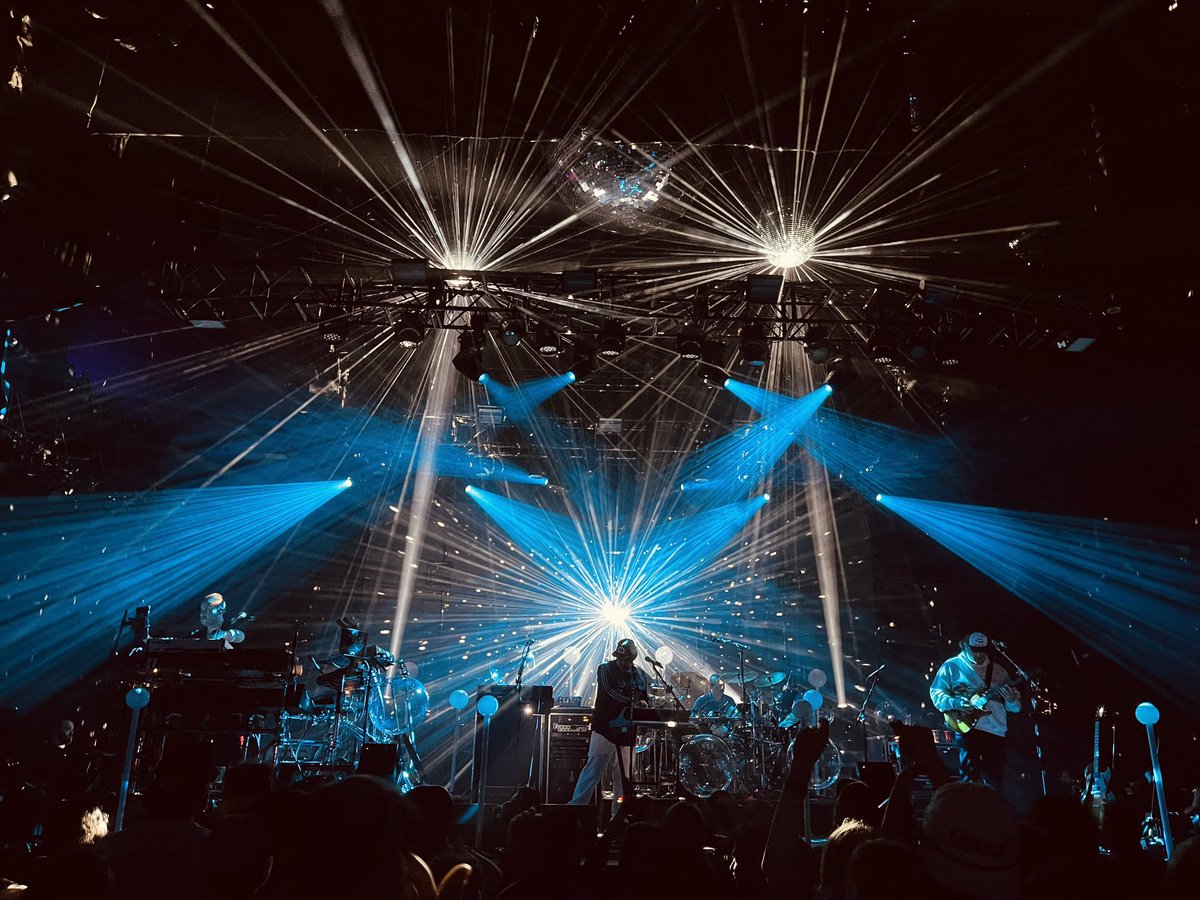 RyanSlavin's tweet image. The Mayan now belongs to @BarberShreds @aronmagner @Marc_Brownstein @DrFameus