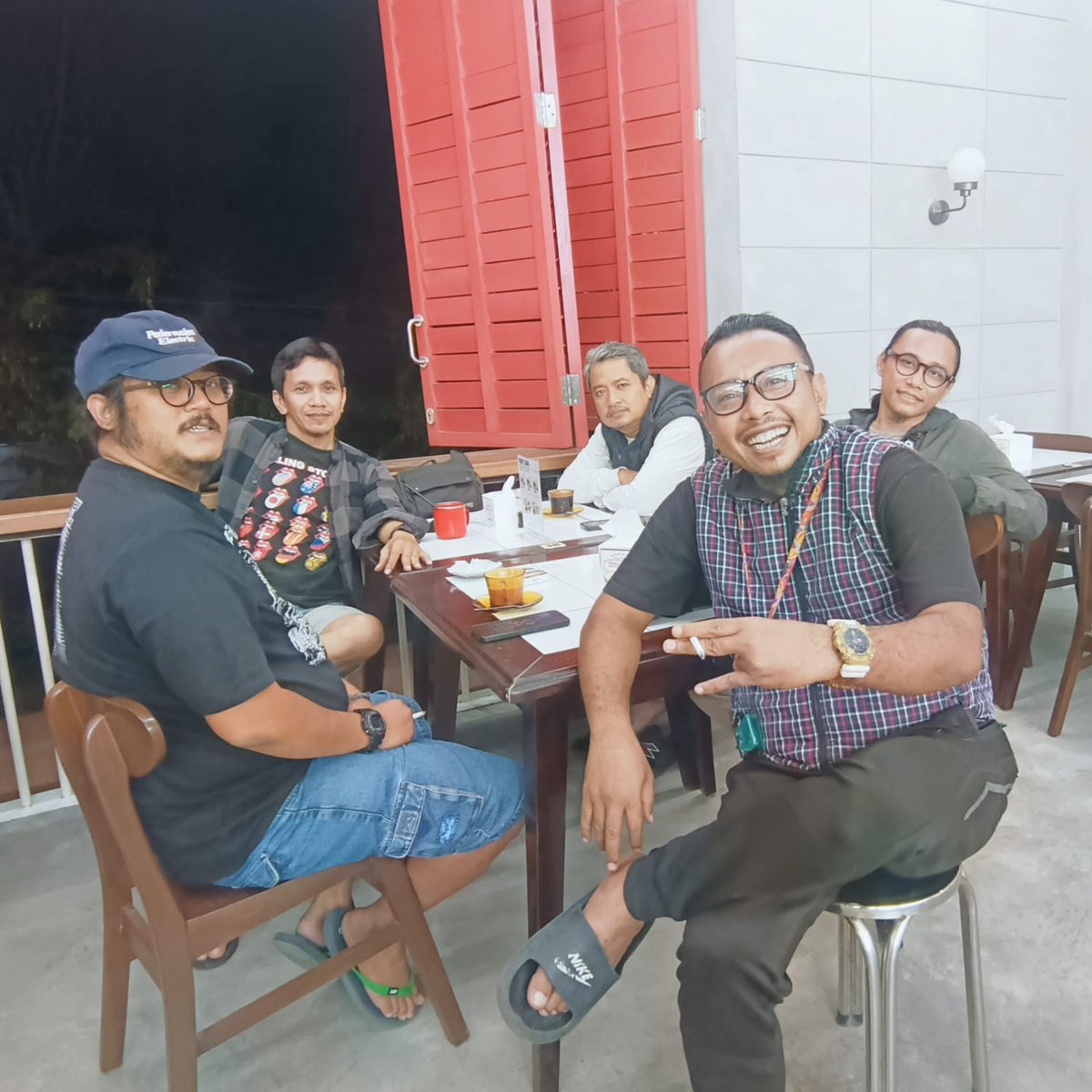 Klepto Opera memang sesuatu.

tunggu tengah feb