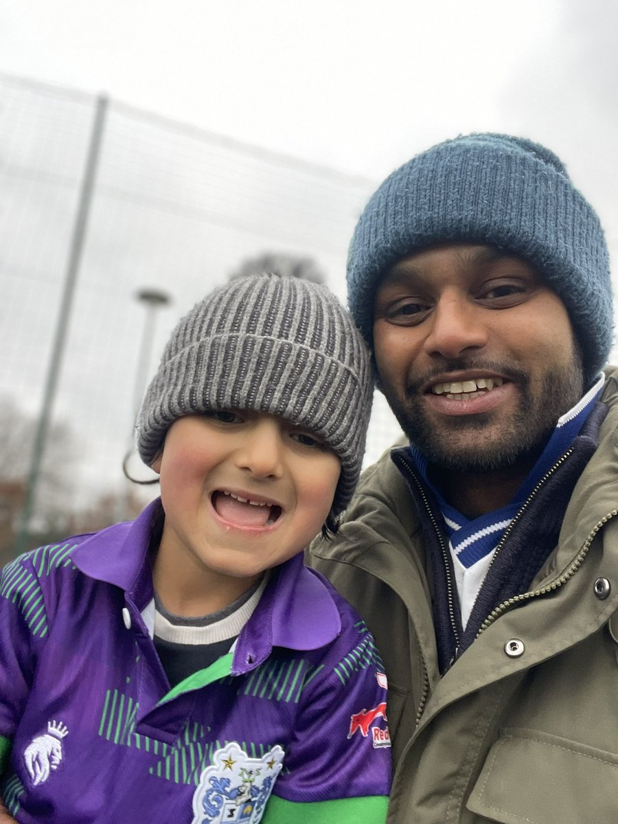 Sanny_Rudra's tweet image. Not working today, so a chance for some father son time. HT: Bury 2-0 Stockport Town.
Come on Shakers! #buryfc @buryfcofficial