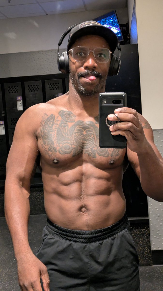 Unfortunately after 13 years of being on this app, I'm going to delete it. It's not providing the community engagement, nor the information/entertainment I need. You can find me on bsky.app/profile/theonl… or on racecooper.com to see the other platforms I'm on. Thanks 🙏🏿