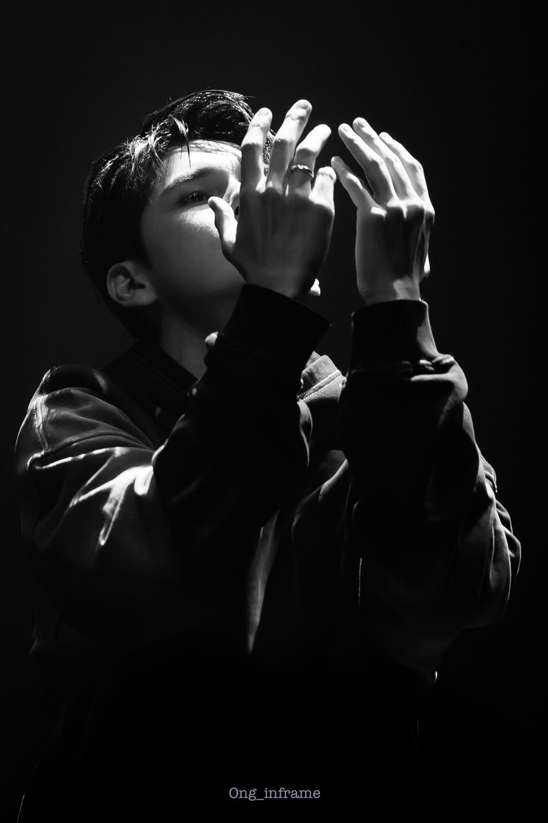 ong_inframe's tweet image. ๋๋ฌด ์ค๋๋ง์
๋๋ค
#์น์ฑ์ #ONGSEONGWU #comeong