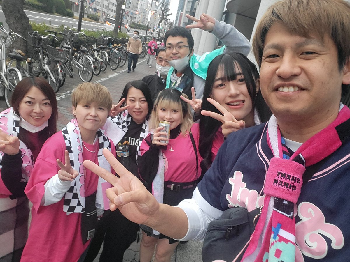 S20170624's tweet photo. 中には10年前からの仲がいるけど久しぶりに参戦したのにみんなよくわかったね？笑 https://t.co/MXCDv9kzwM
