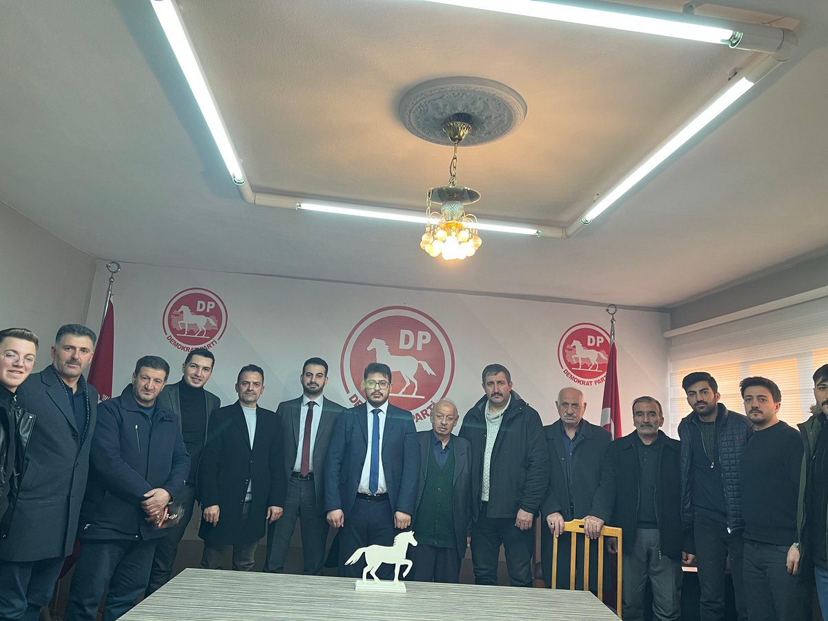 oftopcuoglu's tweet photo. Sn. Genel Başk.  @DpGultekinUysal ‘ın tensipleriyle, Erzurum İl Yönetimizin aldığı karar sonucu Erzurum İl Başkanlığına seçilmiş bulunmaktayım. 

79 yıllık kutlu geleneğimizi yeniden iktidara taşıyabilmek için var gücümüzle çalışacağımızı tüm kamuoyuna beyan ederiz. https://t.co/7uYv2DNU0C