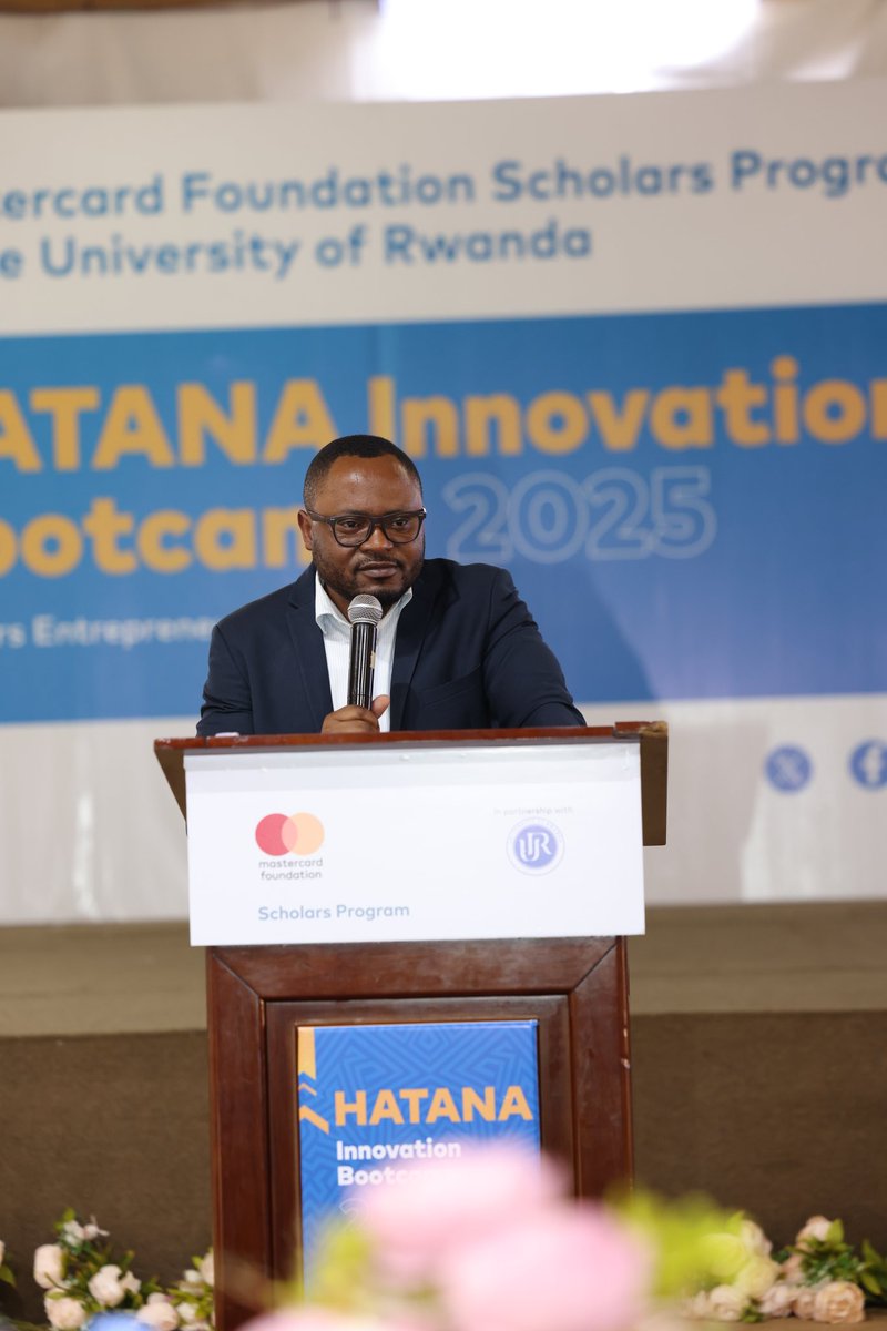Uni_Rwanda's tweet photo. Today, DVC for Strategic Planning and Administration Dr @Rayndikumana officiated the opening of the #Hatana Innovation Bootcamp 2025, organized through the @MCFScholarsUR. 
The bootcamp aims to enhance students' skills in developing and implementing innovative ideas while supporting them in turning these ideas into reality.
In his address, he hailed students for their innovative ideas and encouraged them to keep innovating and finding solutions to address challenges, starting with their surrounding communities