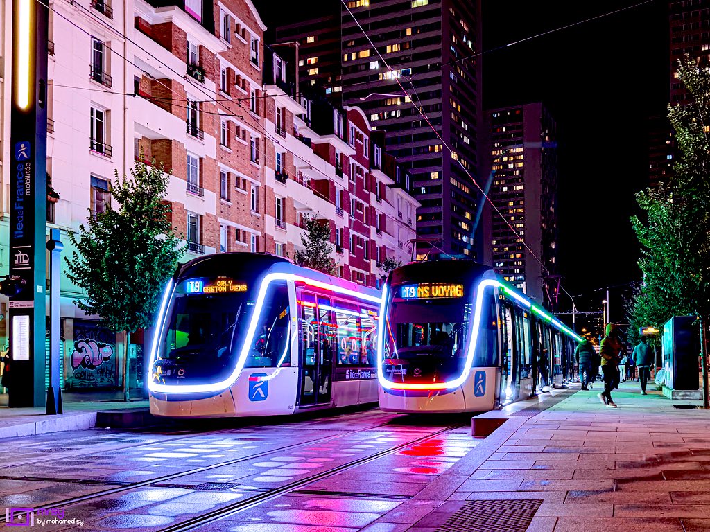 Sams_944's tweet photo. Obliger de defendre le tram que je conduit mdrr jsui desoler mais niveau beauté le t9 c’est quelqu’un https://t.co/vNoH8k0Hj3