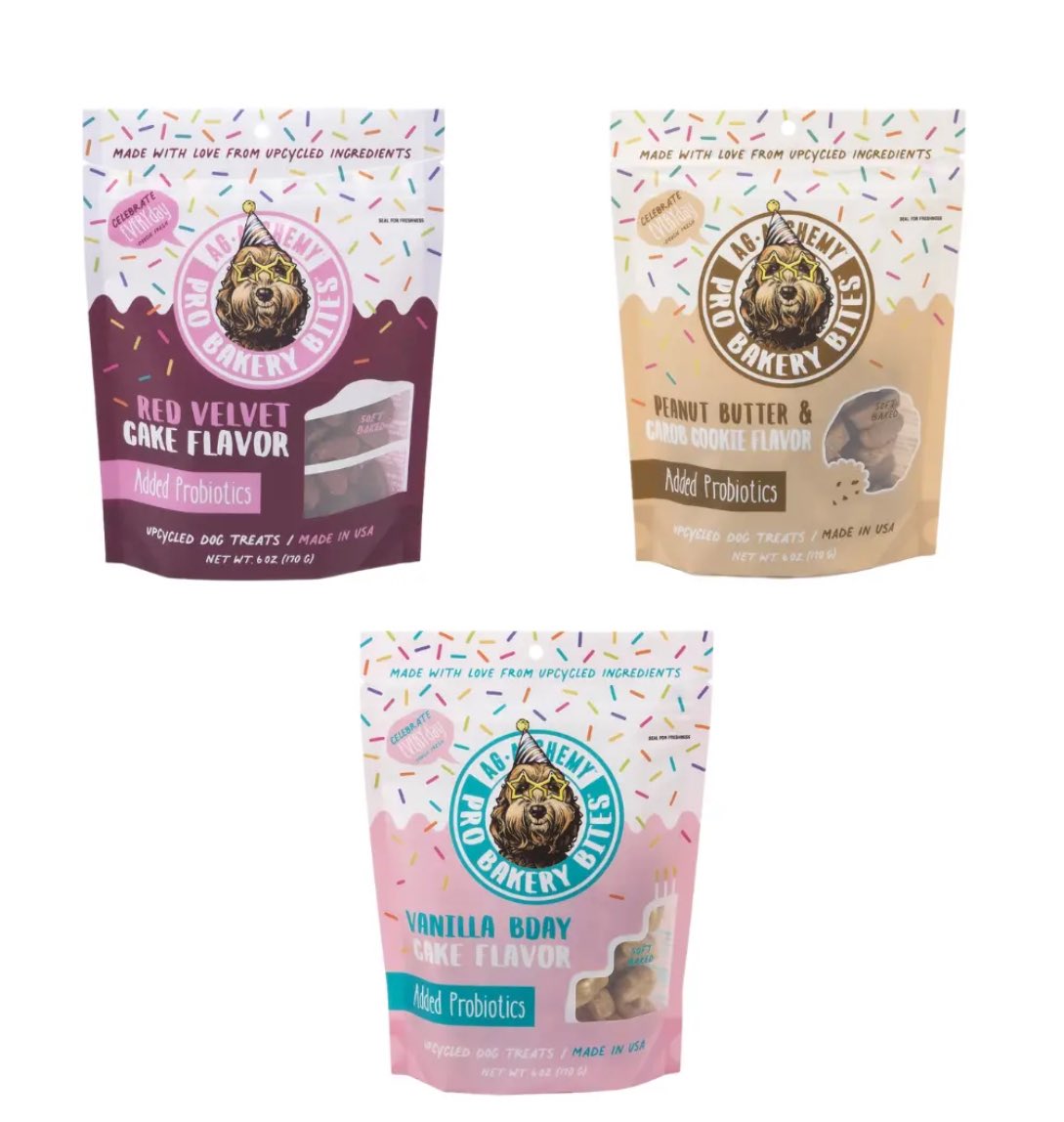 Bark_Beyond's tweet image. Any dogs out there who love treats and have a birthday coming up? 🎉🐶 We’ve got a delicious treat bundle for just $19.49—perfect for a special celebration! 🦴🎂 Grab yours now! 

👉 barkandbeyondsupply.com/products/birth…

#DogBirthday #TreatYourPup #birthday #SaturdayMorning #shopsmall