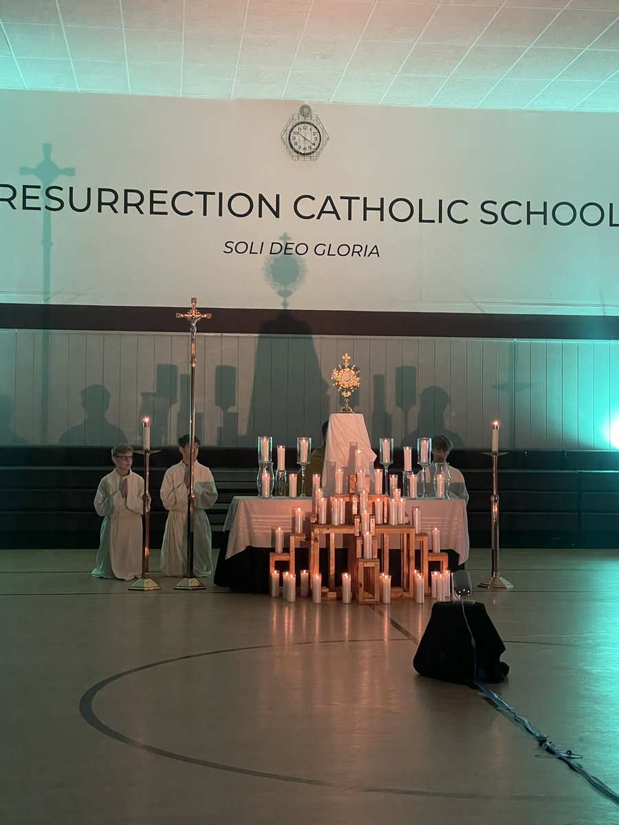 RCScdowk's tweet photo. What a wonderful Catholic Schools Week we have had! Congratulations on the Catholic Culture Award to our school and parish community at RCS! And congratulations to Mrs. Karen Eads for Mary, the First Disciple Award! #GoRavens https://t.co/kWcgti3gMO