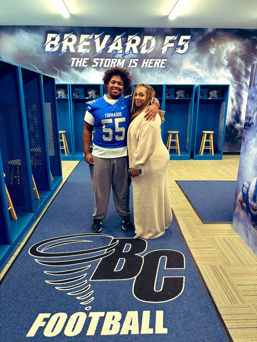 Jeremiah Jackson (@jeremiahjacks55) on Twitter photo Had an amazing visit at <a href="/BrevardF5/">BC Football 🌪</a> loved the coaches and energy around the campus ! <a href="/jadentheasian_/">Jaden O’Leary</a> <a href="/taylordj14/">Coach David “DJ” Taylor</a> <a href="/ZDysert0530/">Zac Dysert</a> @sonneborn_mike @RecruitSabresFB <a href="/PrepRedzoneSC/">Prep Redzone South Carolina</a> Had an amazing visit at <a href="/BrevardF5/">BC Football 🌪</a> loved the coaches and energy around the campus ! <a href="/jadentheasian_/">Jaden O’Leary</a> <a href="/taylordj14/">Coach David “DJ” Taylor</a> <a href="/ZDysert0530/">Zac Dysert</a> @sonneborn_mike @RecruitSabresFB <a href="/PrepRedzoneSC/">Prep Redzone South Carolina</a>