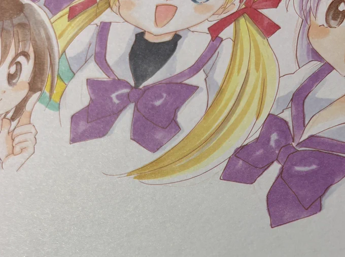 ゆる個展会場に飾る色紙の色塗りで、コピックのにおいにやられているまだ途中… 