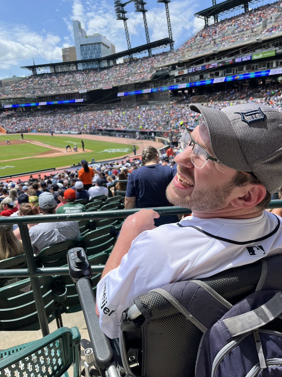 agar_john's tweet image. Baseball is back this month! 

I would love to take this occasion to share with you why baseball and Cerebral Palsy have a lot in common.

There are 3 things that stick out to me.

1. You have to experience failure so you can learn how to succeed. ( a .300 batting average is the…