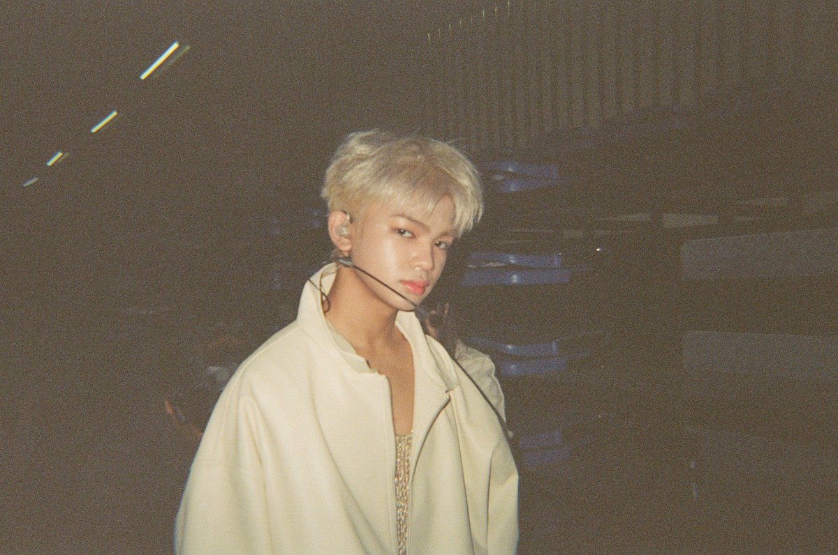 [🐲] happy birthday our tiger! my wish for you is to be a healthier, stronger tiger this year. don't get sick. i miss u... 🥲 let's celebrate when you are BATAC na again lol

#HORI7ON #호라이즌 #VINCI #빈치