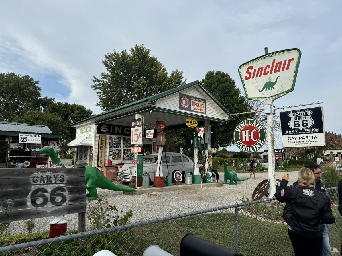 chris_foran's tweet photo. Route 66 continues https://t.co/OIv5pvGZZF