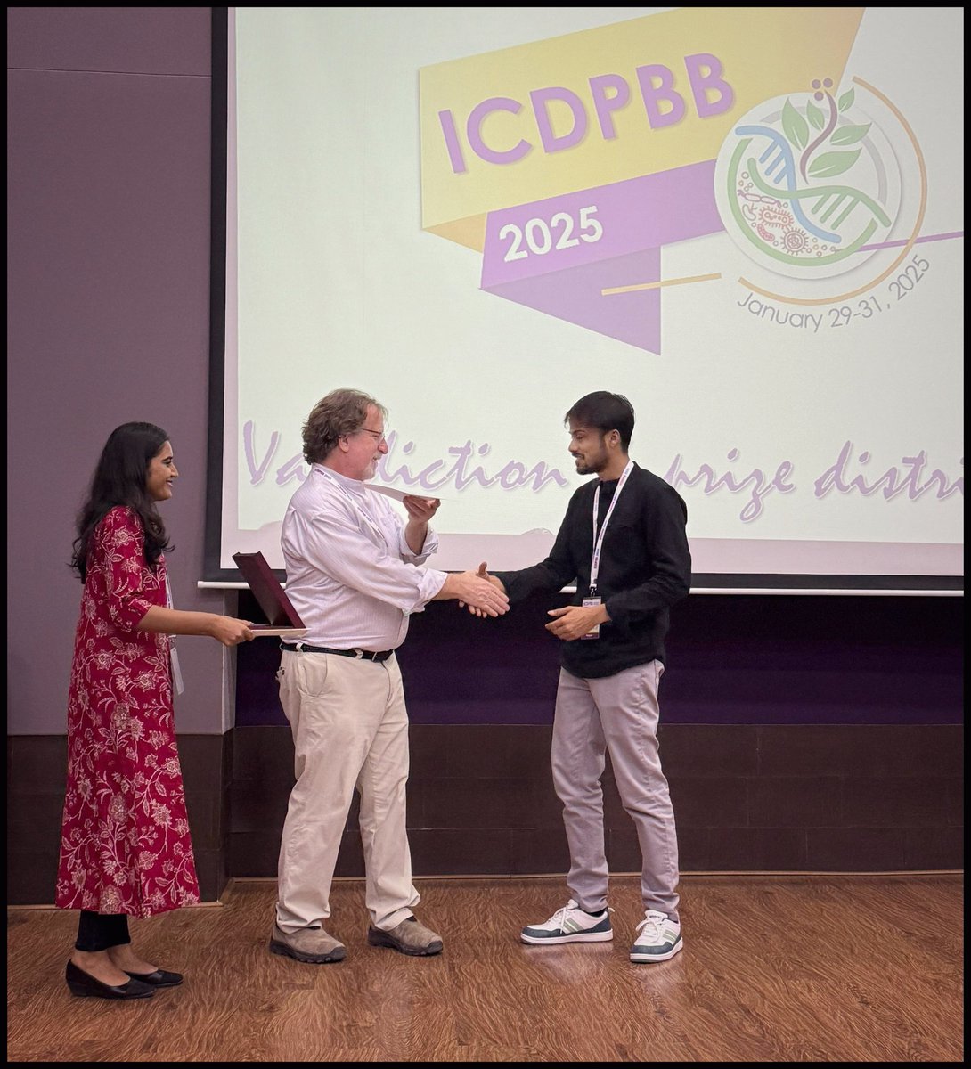 ARPAN DEY, IIT JODHPUR ๐ฎ๐ณ (@arpandeyind) on Twitter photo Had an engaging time at #ICDPBB2025 <a href="/PlantSciUoH/">Dept. of Plant Sciences, University of Hyderabad</a>
It's an honour to receive the 3rd best #poster presentation award from from Prof. Barry D. Bruce <a href="/UTKnoxville/">UT Knoxville</a>
I am thankful to previous and present labmates โ๐ป
<a href="/iitjodhpur/">Indian Institute of Technology Jodhpur</a> <a href="/bitspilaniindia/">BITS Pilani</a> Had an engaging time at #ICDPBB2025 <a href="/PlantSciUoH/">Dept. of Plant Sciences, University of Hyderabad</a>
It's an honour to receive the 3rd best #poster presentation award from from Prof. Barry D. Bruce <a href="/UTKnoxville/">UT Knoxville</a>
I am thankful to previous and present labmates โ๐ป
<a href="/iitjodhpur/">Indian Institute of Technology Jodhpur</a> <a href="/bitspilaniindia/">BITS Pilani</a>
